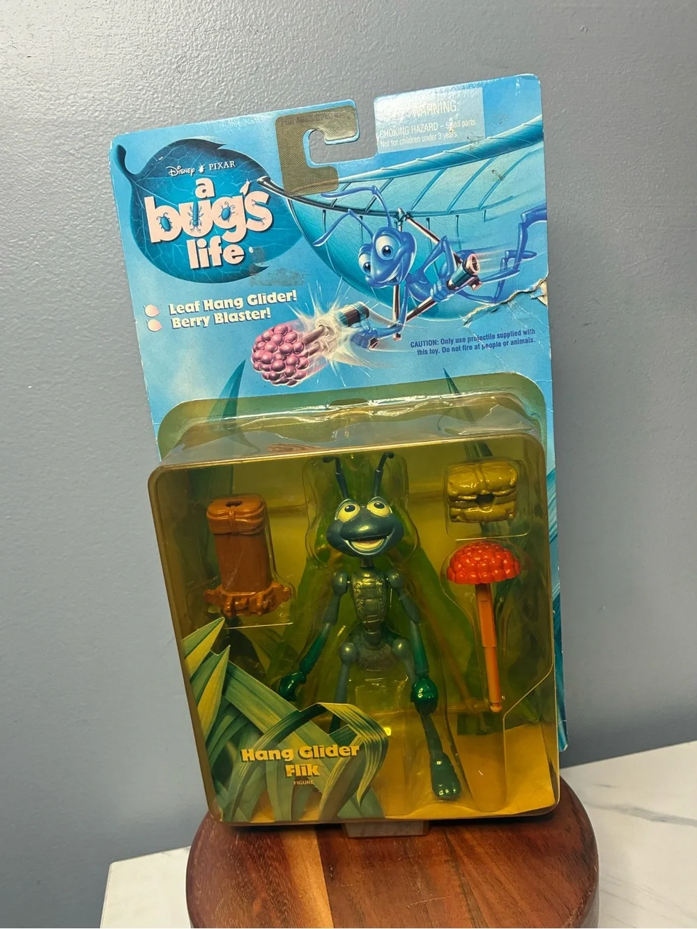 1998 Disney Pixar A Bug’s Life Hang Glider Flik Mattel Sealed Figure